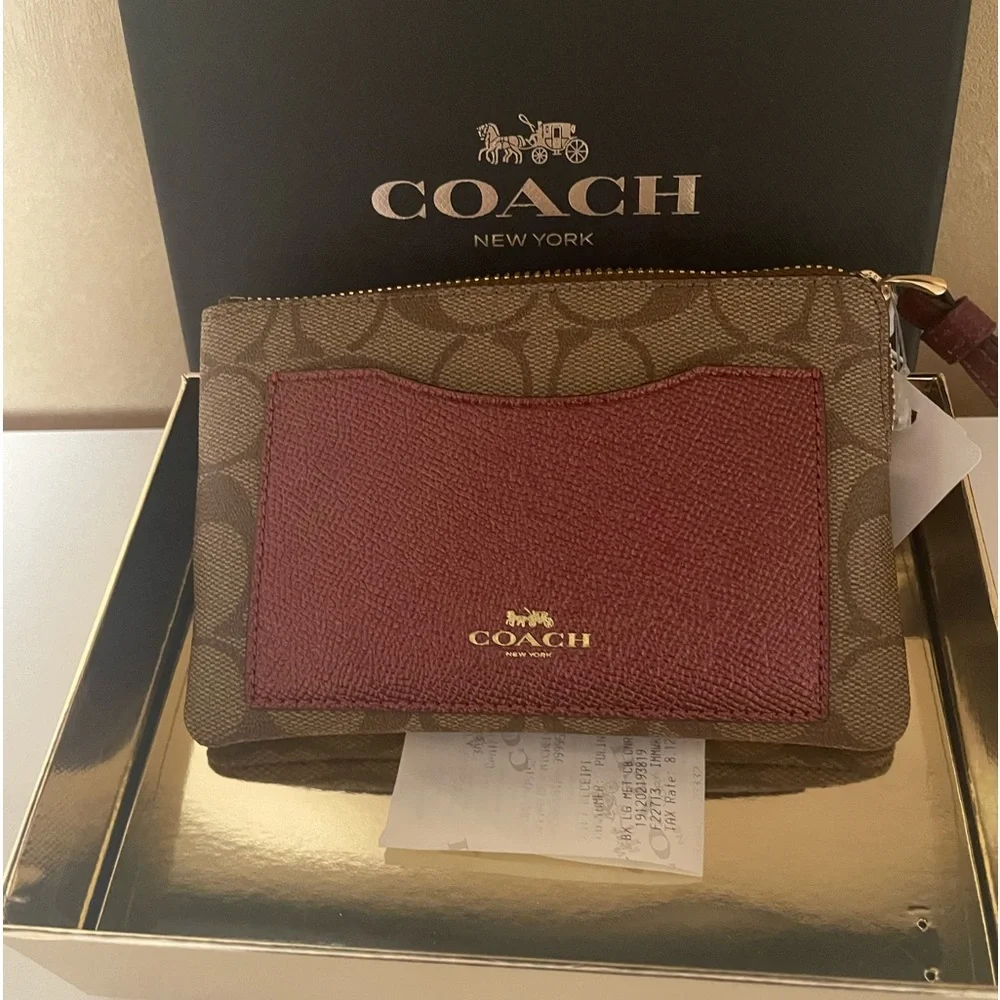 Coach NWT wristlet wallet F22713 Khaki/ Metallic Cherry center zip - Picture 2 of 7